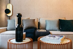 Parkland Apartment - LoftAffair