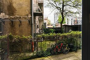 Parkland Apartment - LoftAffair