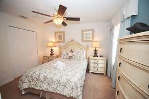 301 Las Fuentes Drive 6 Bedroom Home by RedAwning