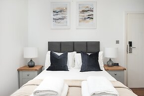 Bayswater by CAPITAL