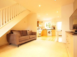 Fantastic 2-bed House in Hull. Garden, Sky tv