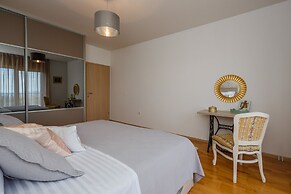 Luxury Secluded Villa w. Pool, Jacuzzi and Garden