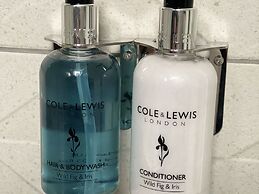 Comfortable Modern 1bed House 5 Mins From Centre