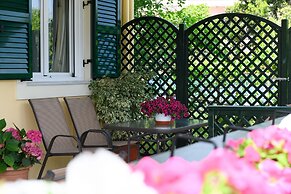 Nostalgia Corfu Town Apartments