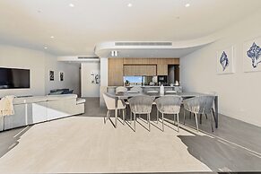Encore Broadbeach