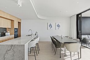 Encore Broadbeach