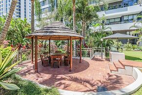 The Meriton on Main Beach
