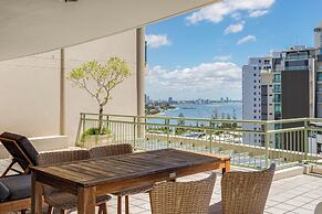The Meriton on Main Beach