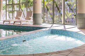 The Meriton on Main Beach