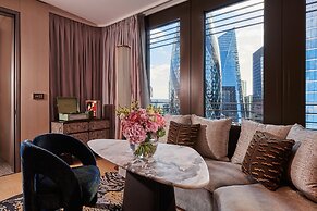 Pan Pacific London