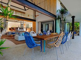 Villa Seascape by Elite Havens