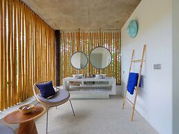 Villa Seascape by Elite Havens