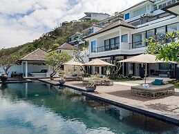 Grand Cliff Nusa Dua