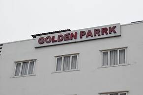 Golden Parrk