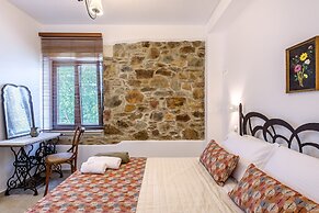 Minos Country Living Apartments