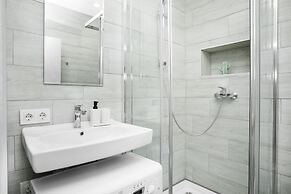 Apartment Etazhydaily Azina