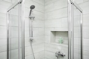 Apartment Etazhydaily Azina