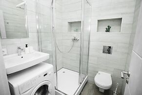 Apartment Etazhydaily Azina