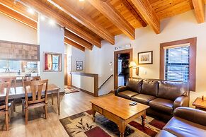 Cozy Aspen Grove 2 bed 2 bath by RedAwning Save 10% on 3 Nights, 15% o