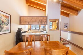 Cozy Aspen Grove 2 bed 2 bath by RedAwning Save 10% on 3 Nights, 15% o