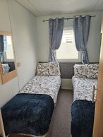 Inviting 3-bed Caravan in Porthcawl