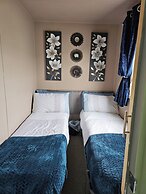 Inviting 3-bed Caravan in Porthcawl