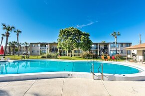 Sea Palm 1D is a 2 BR 1 Bath that is pet friendly and sleeps 6 by RedA