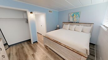 Sea Palm 1D is a 2 BR 1 Bath that is pet friendly and sleeps 6 by RedA