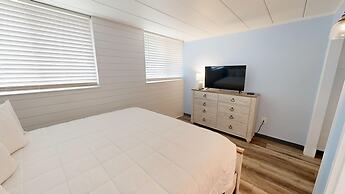 Sea Palm 1D is a 2 BR 1 Bath that is pet friendly and sleeps 6 by RedA