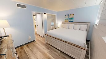 Sea Palm 1D is a 2 BR 1 Bath that is pet friendly and sleeps 6 by RedA