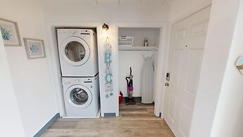 Sea Palm 1D is a 2 BR 1 Bath that is pet friendly and sleeps 6 by RedA