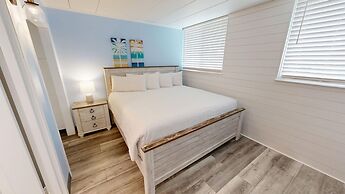Sea Palm 1D is a 2 BR 1 Bath that is pet friendly and sleeps 6 by RedA