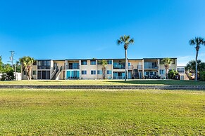 Sea Palm 1D is a 2 BR 1 Bath that is pet friendly and sleeps 6 by RedA