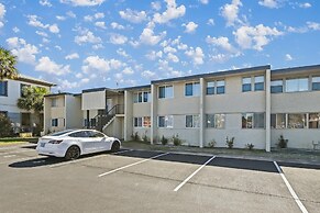 Sea Palm 1D is a 2 BR 1 Bath that is pet friendly and sleeps 6 by RedA