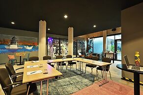 Moxy Hamburg Altona