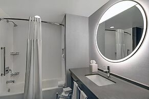 Courtyard by Marriott Manhattan Aggieville