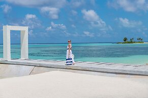 Le Meridien Maldives Resort & Spa