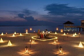 Le Meridien Maldives Resort & Spa