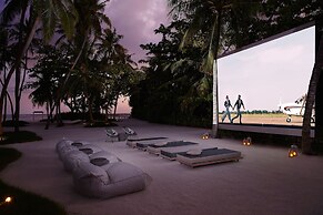 Le Meridien Maldives Resort & Spa