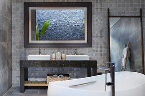 Le Meridien Maldives Resort & Spa