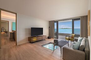 Le Meridien Maldives Resort & Spa