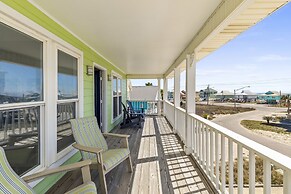 Pelican Pass by ALBVR