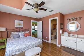 Pelican Pass by ALBVR