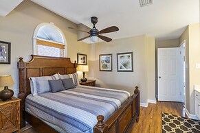 Pelican Pass by ALBVR