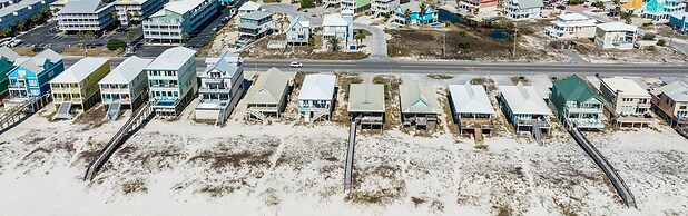 Pelican Pass by ALBVR