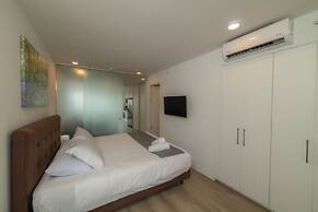 BEE Suites San Jose - Escalante