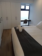 BEE Suites San Jose - Escalante