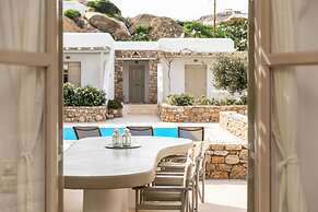 Modern Cycladic Style Villa Xara