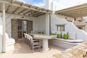 Modern Cycladic Style Villa Xara