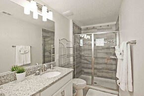 Storey Lake Dream Home With Gorgeous Lake View! 6 Bedroom Home by RedA